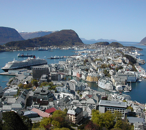 Путешествие по Олесунну, Молде и Атлантической Дороге